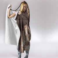 Samoa Siapo Elegant Hooded Blanket Hibiscus Chocolate Brown Motifs LT05 - Polynesian Pride