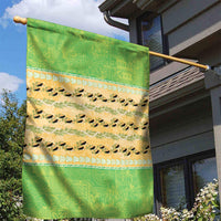 Hawaii Humuhumu Fish Maile Pikake Lei Garden Flag Tribal Tapa Green Version