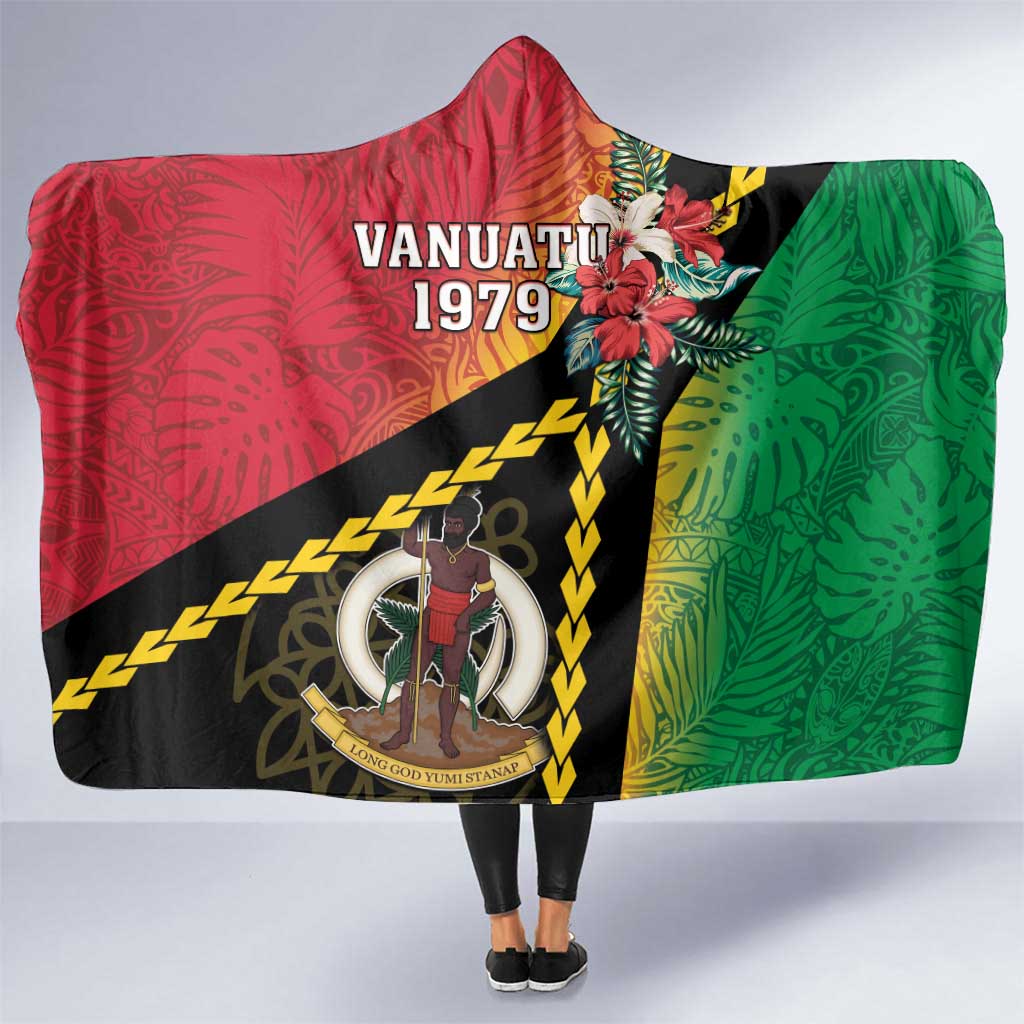 Happy Vanuatu Constitution Day Hooded Blanket Flag Style With Sand Drawing Pattern LT05 One Size Red - Polynesian Pride