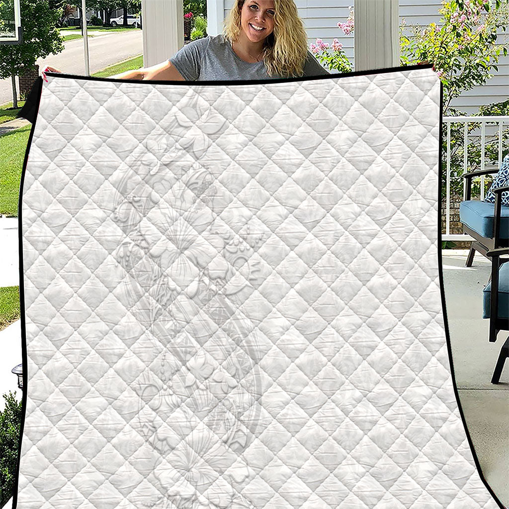 Tokelau White Sunday Quilt Elegant Hibiscus Polynesian Tribal Pattern LT05 White - Polynesian Pride