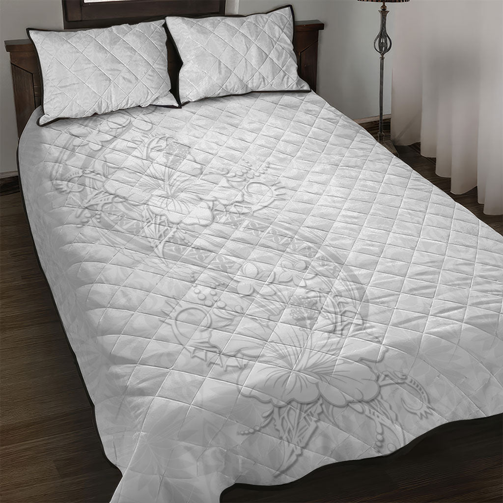 Tokelau White Sunday Quilt Bed Set Elegant Hibiscus Polynesian Tribal Pattern LT05 White - Polynesian Pride