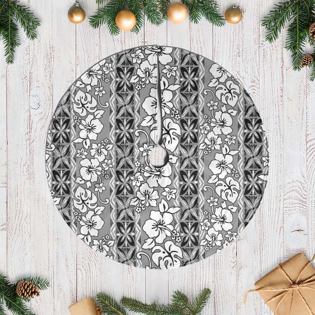 Hawaii Vintage Gray Hibiscus Tapa Pattern Tree Skirt