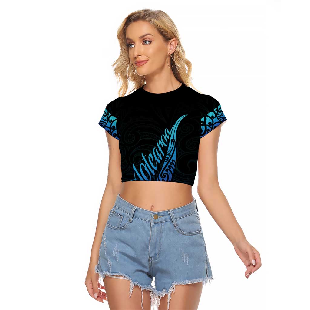 Aotearoa New Zealand Raglan Cropped T Shirt Koru Fern Blue Gradient LT05 Female Blue - Polynesian Pride