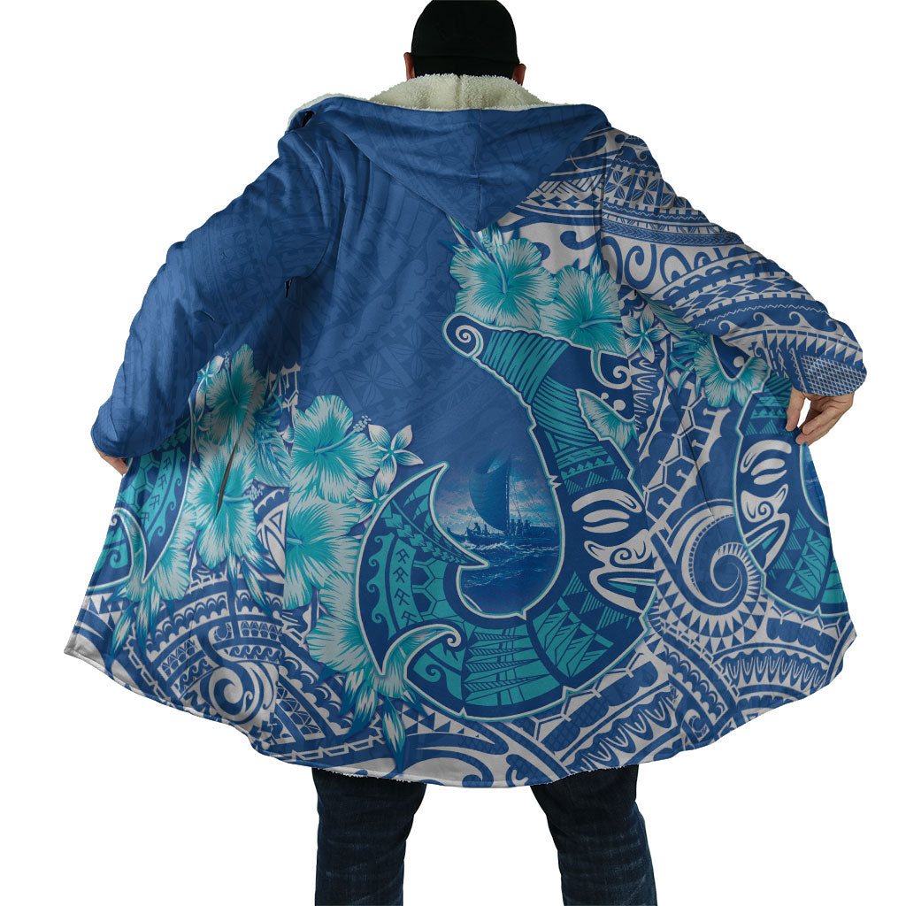 Hawaii Discoverers Day Cloak Polynesian Fish Hook With Hibiscus Blue LT05 - Polynesian Pride