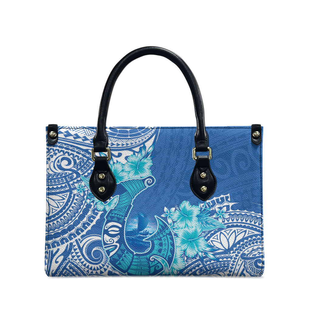 Hawaii Discoverers Day Leather Bag Polynesian Fish Hook With Hibiscus Blue LT05 - Polynesian Pride
