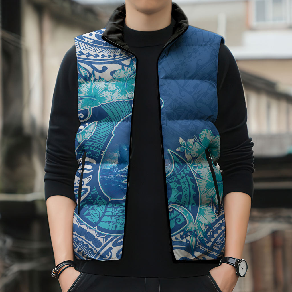 Hawaii Discoverers Day Sleeveless Puffer Jacket Polynesian Fish Hook With Hibiscus Blue LT05 - Polynesian Pride