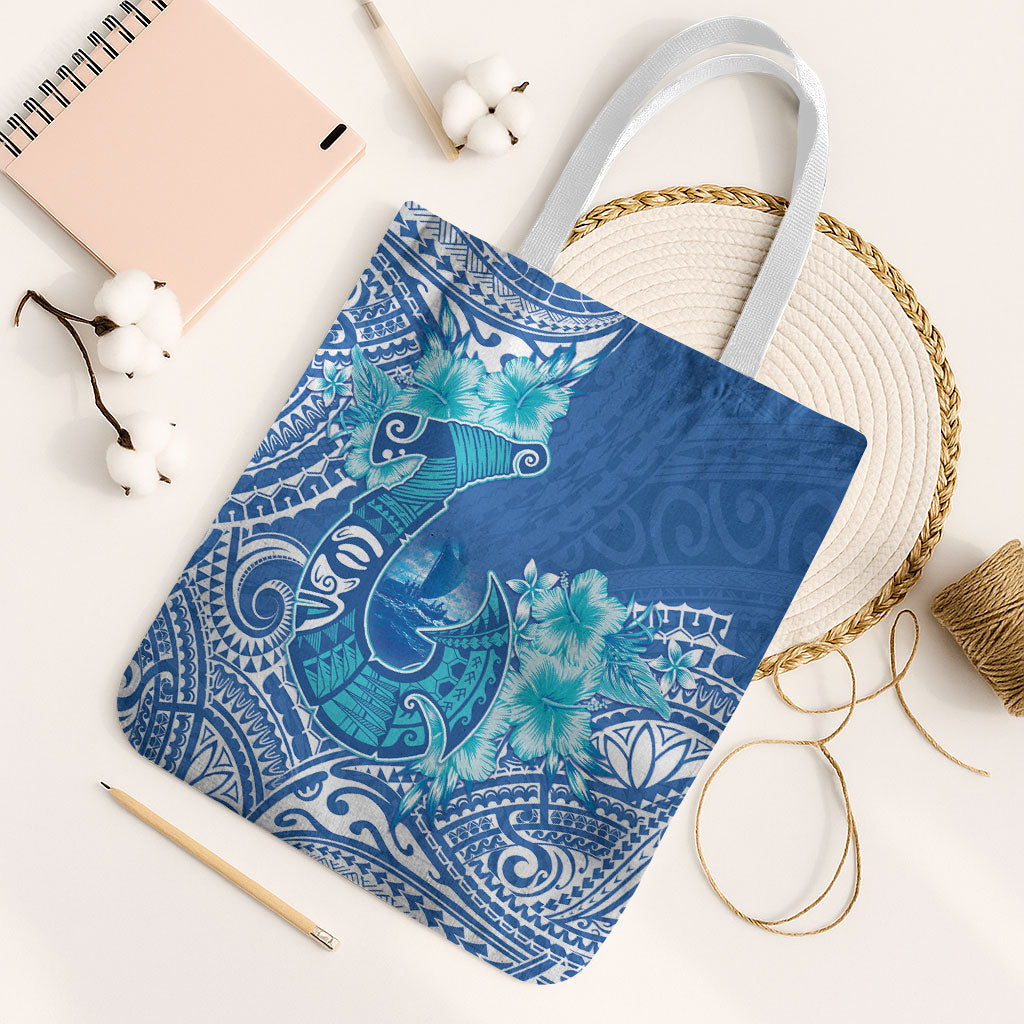 Hawaii Discoverers Day Tote Bag Polynesian Fish Hook With Hibiscus Blue LT05 White Strap One Size Blue - Polynesian Pride
