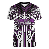 Custom Aotearoa Rangitane Women V-Neck T-Shirt Maori Tribal Pattern Mix Poutama