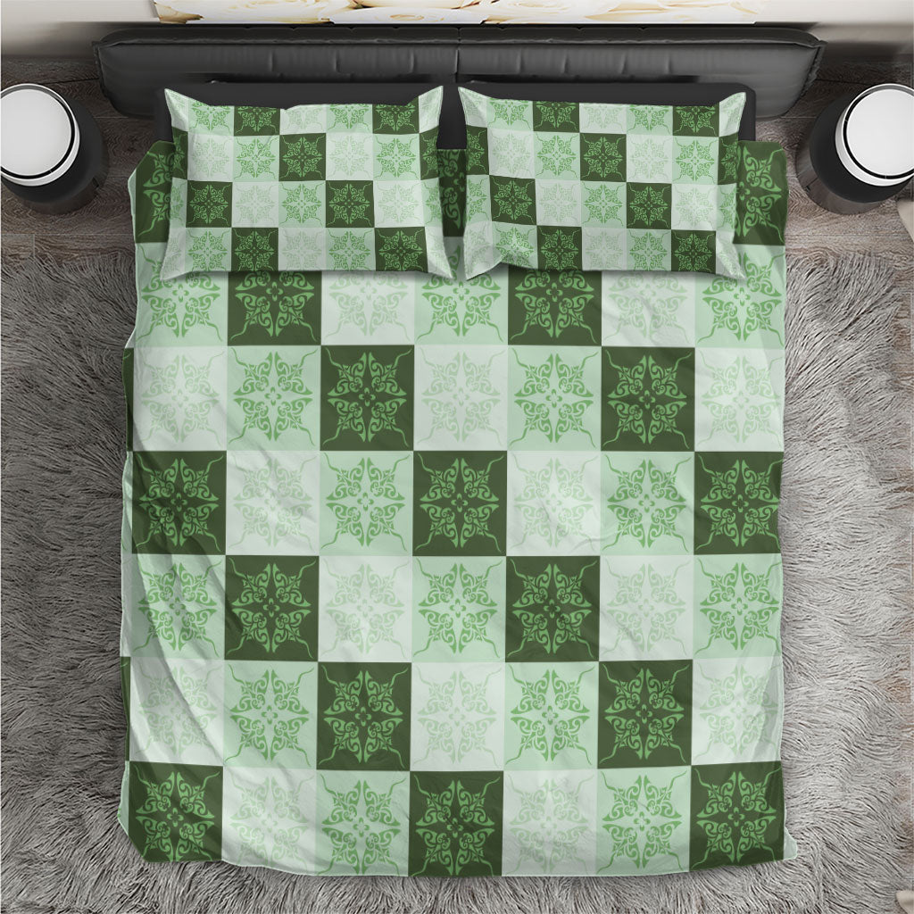Sage Green Manta Ray Hawaiian Quilt Motif Bedding Set
