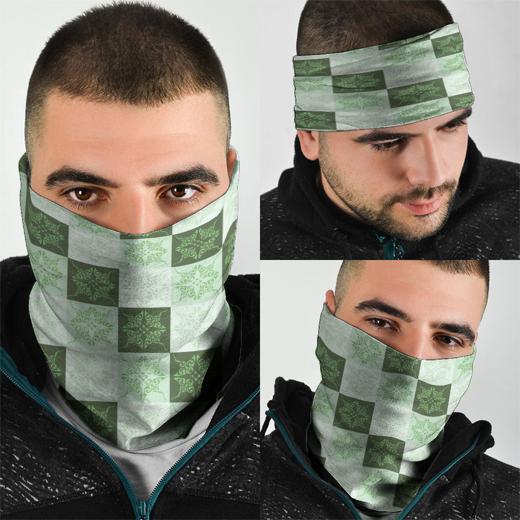 Sage Green Manta Ray Hawaiian Quilt Motif Neck Gaiter