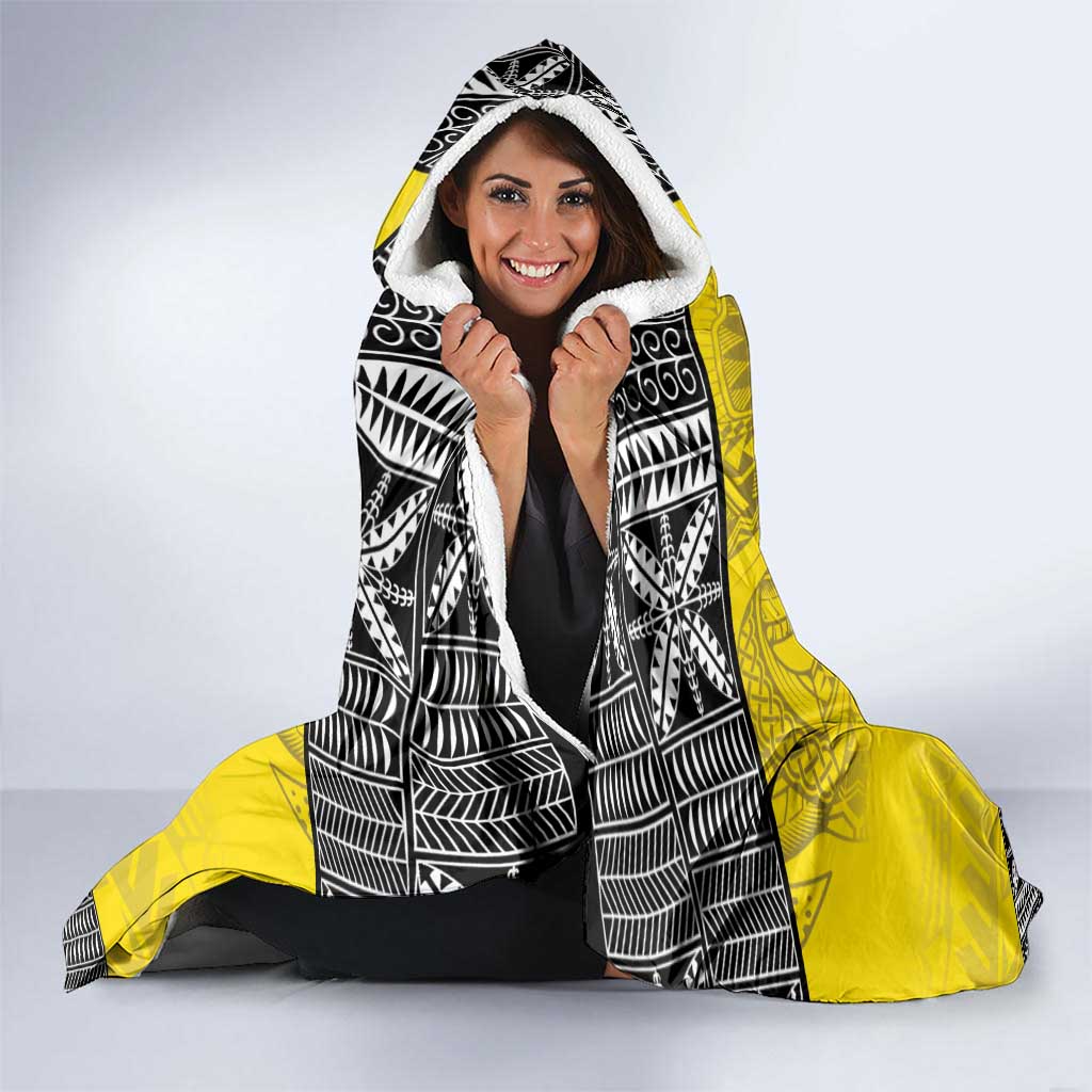 Happy Niue Constitution Day Hooded Blanket Niuean Crab Hiapo Pattern Yellow Version LT05 - Polynesian Pride