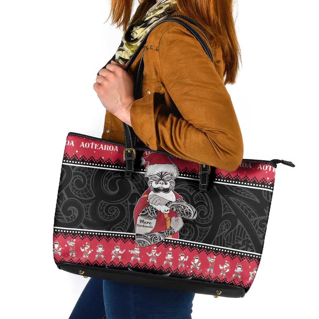 New Zealand Santa Tiki Christmas Leather Tote Bag Meri Kirihimete LT05 Black - Polynesian Pride