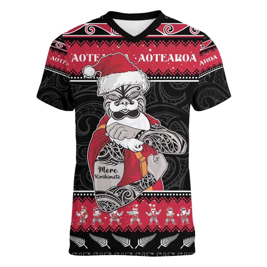 New Zealand Santa Tiki Christmas Women V-Neck T-Shirt Meri Kirihimete LT05 Female Black - Polynesian Pride