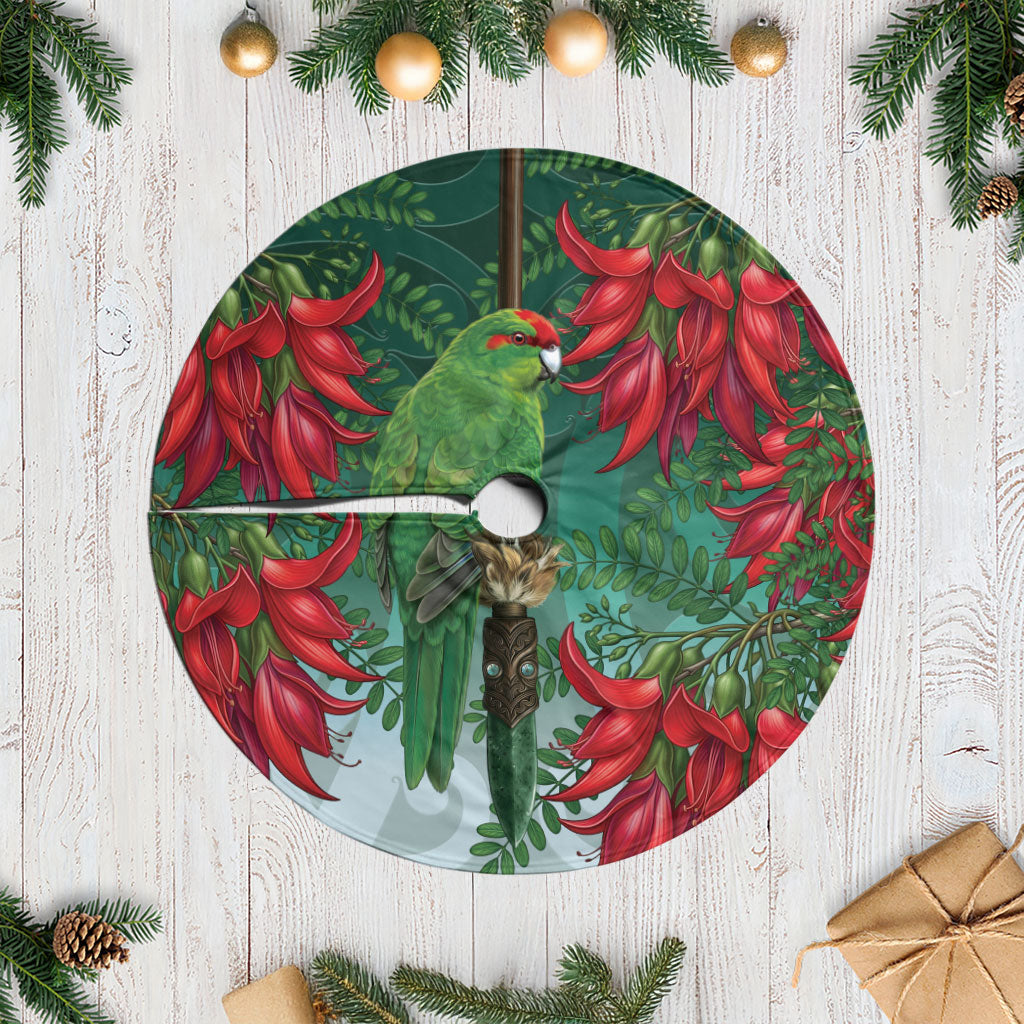 New Zealand Parakeet Bird Tree Skirt With Kakabeak Flowers