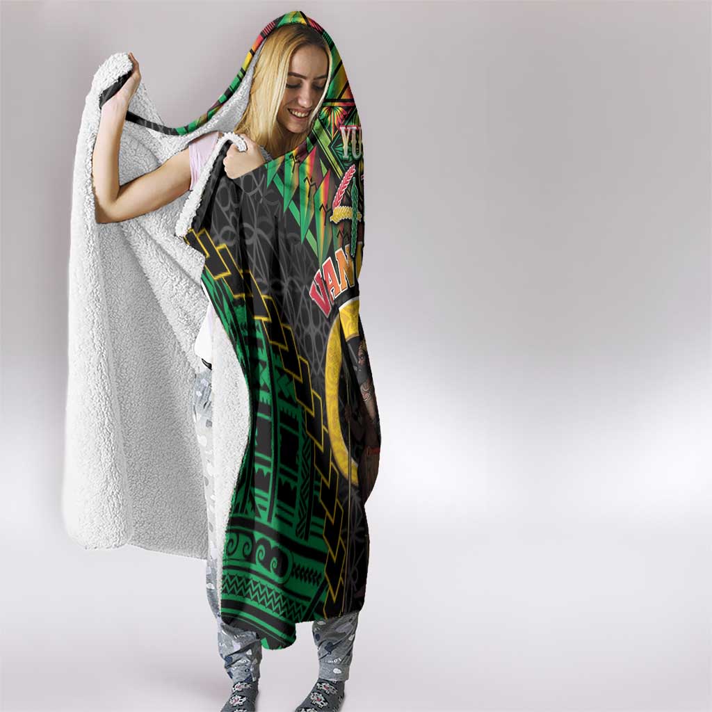 Vanuatu 45th Anniversary Independence Day Hooded Blanket Melanesian Warrior With Sand Drawing Pattern LT05 - Polynesian Pride