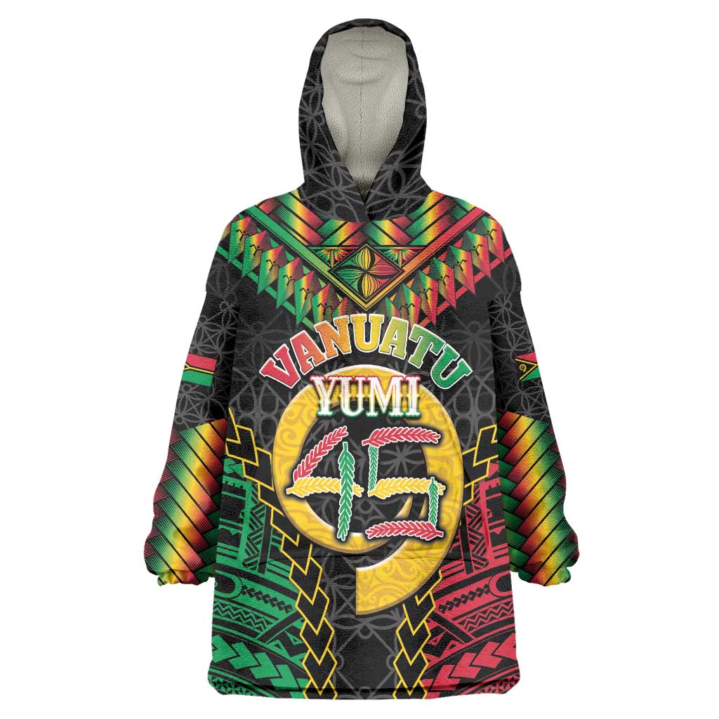 Vanuatu 45th Anniversary Independence Day Wearable Blanket Hoodie Melanesian Warrior With Sand Drawing Pattern LT05