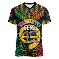 Vanuatu 45th Anniversary Independence Day Women V-Neck T-Shirt Melanesian Warrior With Sand Drawing Pattern LT05