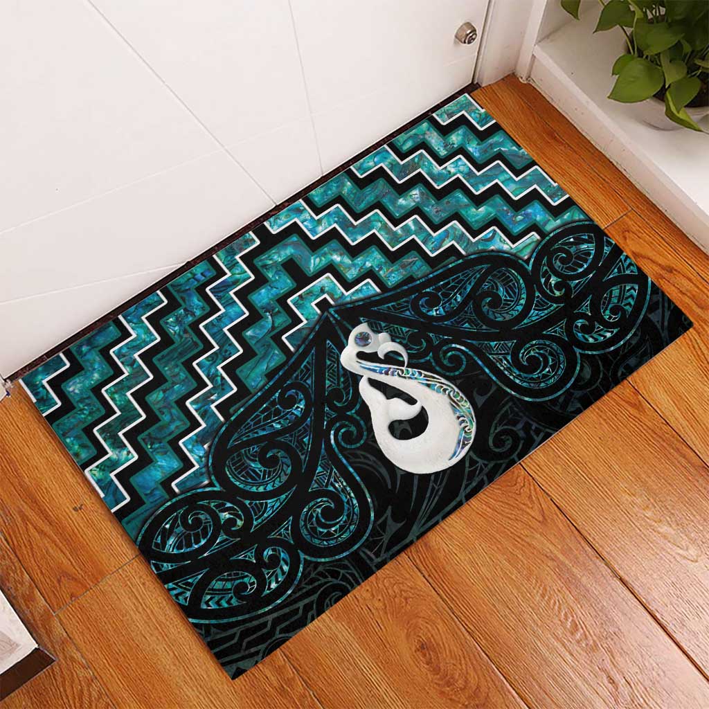 New Zealand Maori Rubber Doormat Poutama Manaia Turquoise Paua Shell LT05 - Polynesian Pride