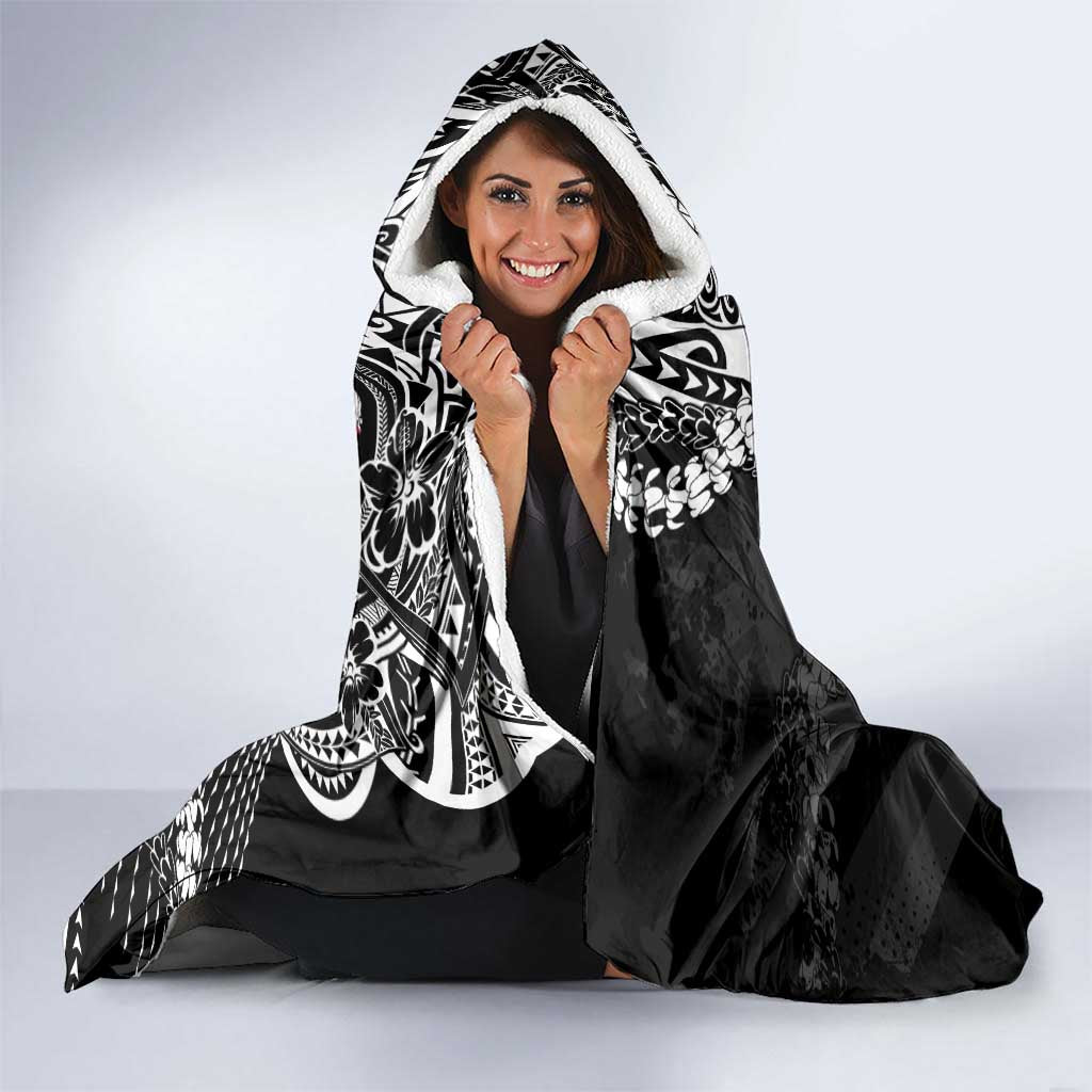 Hawaii Flag Day Hooded Blanket Hawaiian Maile Lei LT05 - Polynesian Pride