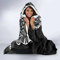 Hawaii Flag Day Hooded Blanket Hawaiian Maile Lei LT05 - Polynesian Pride