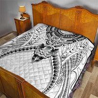 New Zealand Morepork Quilt Maori Pattern White