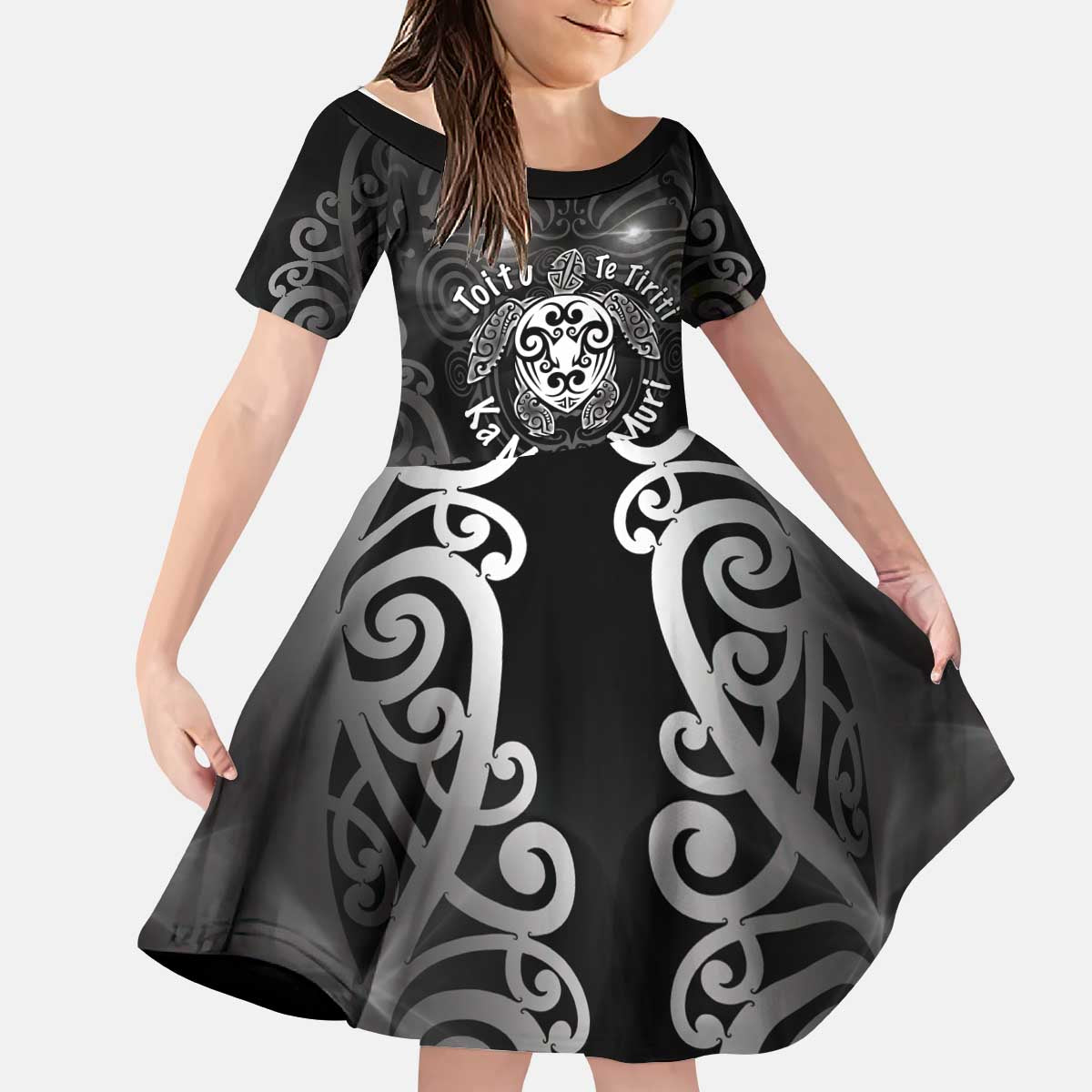 Aotearoa Toitu Te Tiriti Kid Short Sleeve Dress Ka Mua Ka Muri LT05 KID Black - Polynesian Pride