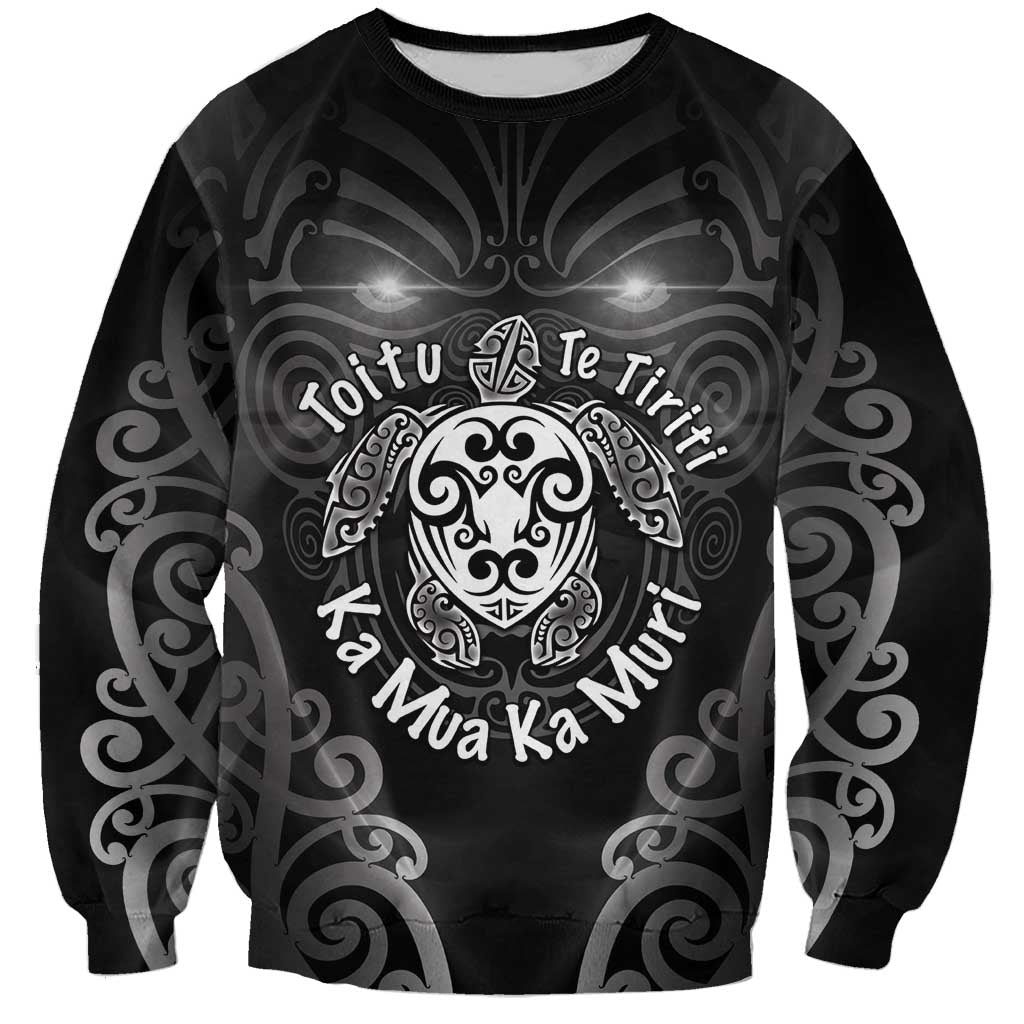 Aotearoa Toitu Te Tiriti Sweatshirt Ka Mua Ka Muri LT05 Unisex Black - Polynesian Pride
