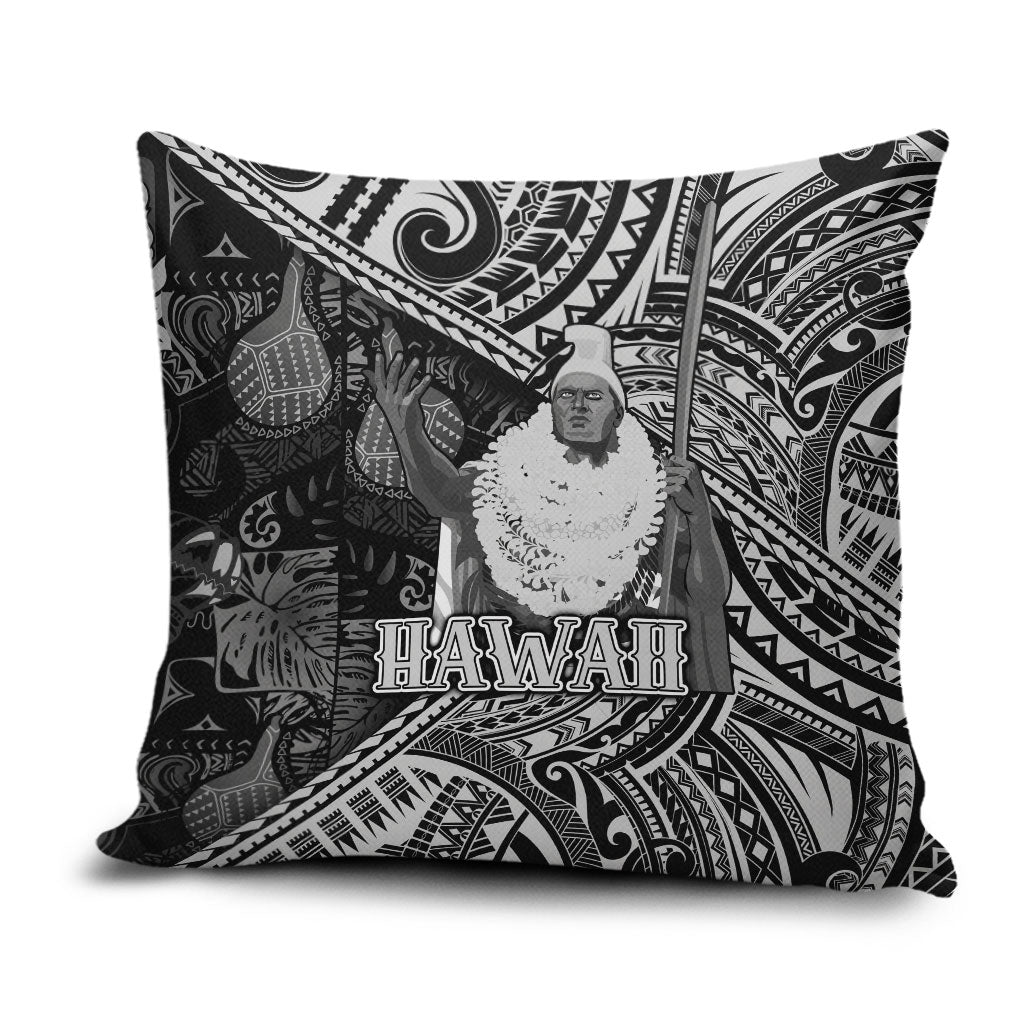 Hawaii King Kamehameha Pillow Cover With Hawaiian Ipu Motifs Black Version LT05 Black - Polynesian Pride