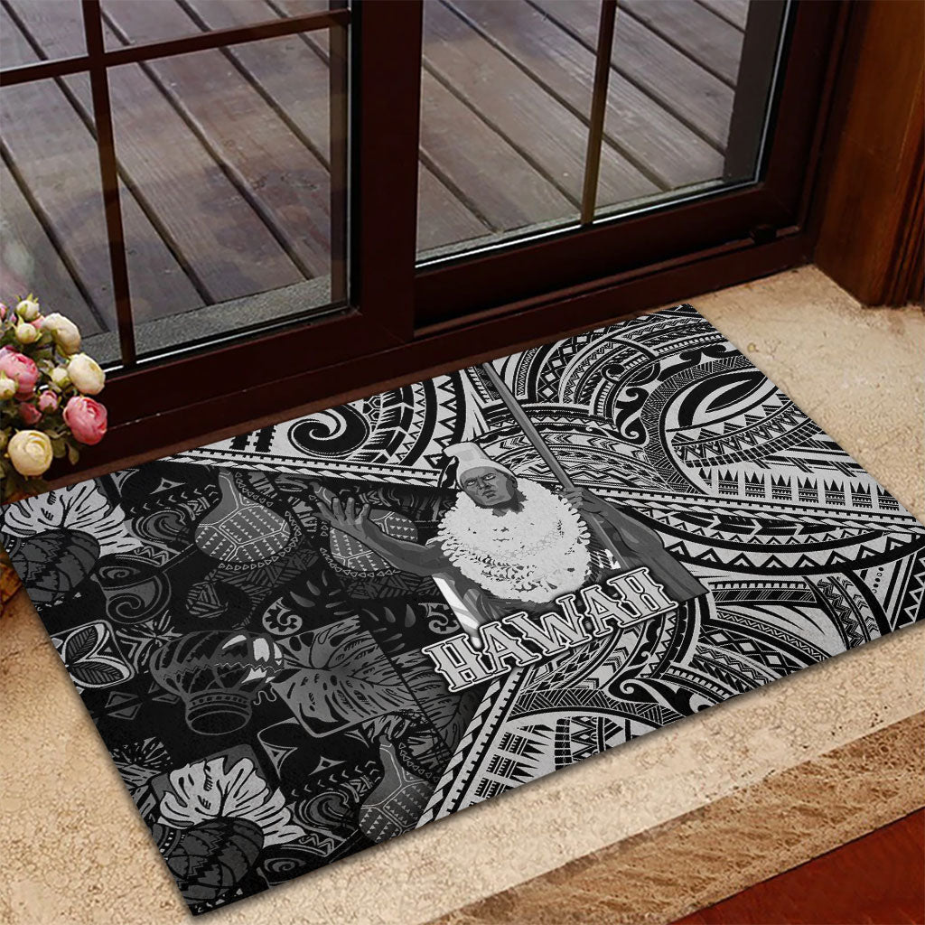 Hawaii King Kamehameha Rubber Doormat With Hawaiian Ipu Motifs Black Version LT05 - Polynesian Pride