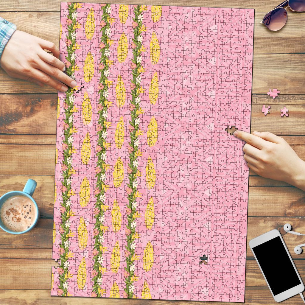 Hawaii Shell Tiare Anthurium Heliconia Lei Puzzle With Tapa Pattern Baby Pink