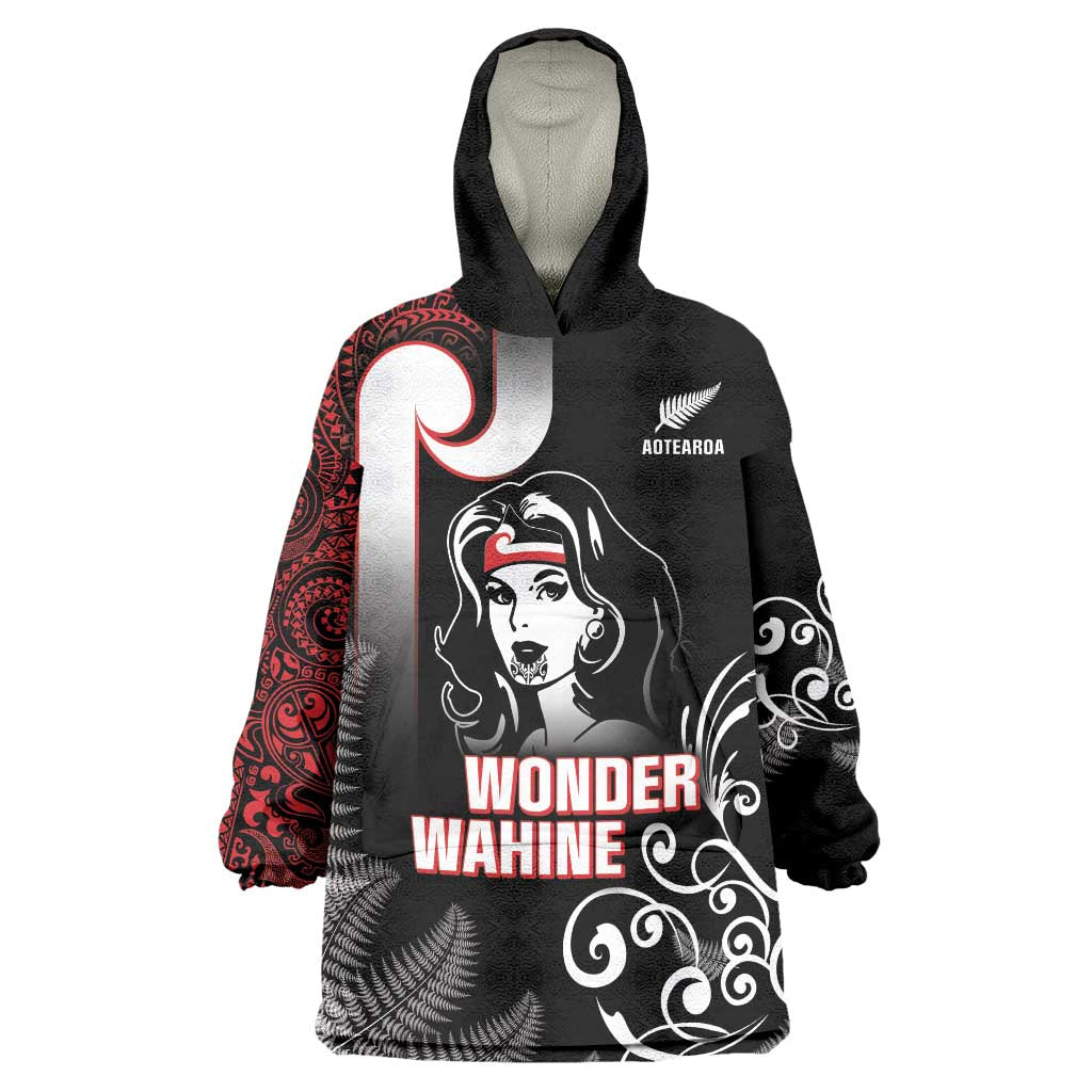 New Zealand Aotearoa Mana Wahine Wearable Blanket Hoodie LT05 One Size Black - Polynesian Pride