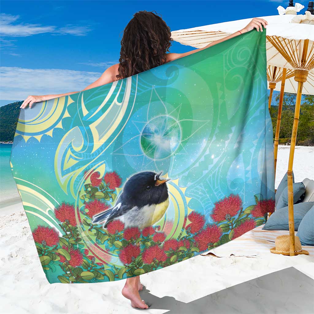 New Zealand Tomtit Sarong Maori Koru With Pohutukawa Galaxy Style - Polynesian Pride