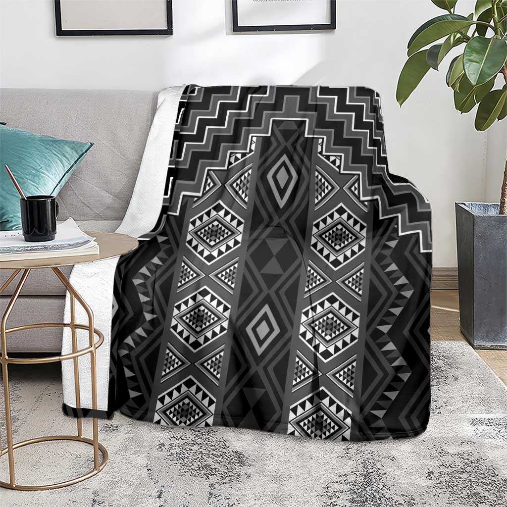 New Zealand Aotearoa Blanket Black Poutama With Taniko Pattern LT05 - Polynesian Pride