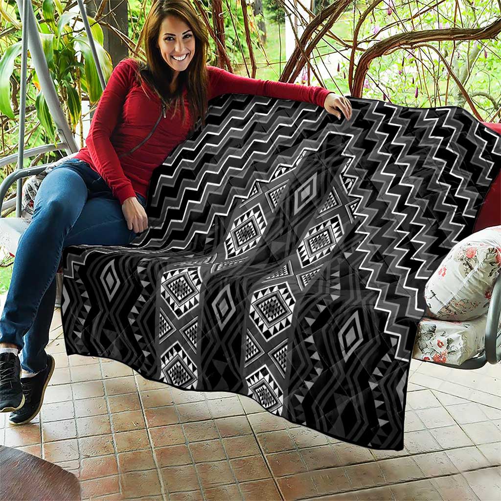 New Zealand Aotearoa Quilt Black Poutama With Taniko Pattern LT05