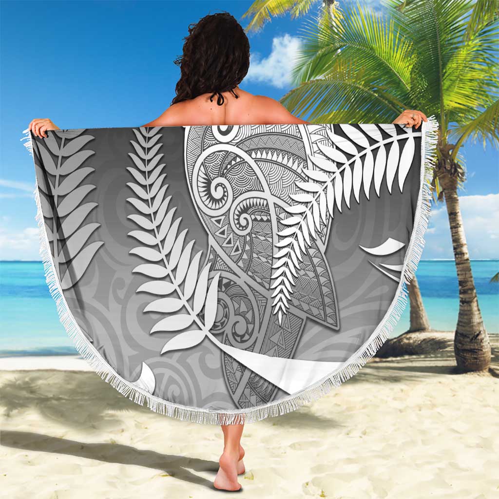 New Zealand Aotearoa Ruru Beach Blanket Maori Fern Art Black LT05 - Polynesian Pride