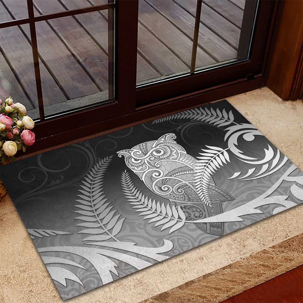 New Zealand Aotearoa Ruru Rubber Doormat Maori Fern Art Black