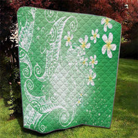 Polynesian Jellyfish Quilt With Plumeria Green LT05 - Polynesian Pride