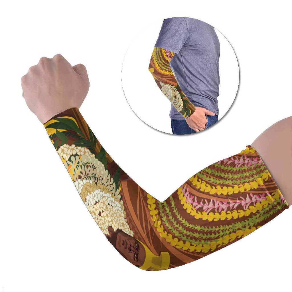 Hawaii King Kamehameha Arm Sleeves Hawaiian Kakau Pattern With Leis LT05 Set of 2 Brown - Polynesian Pride