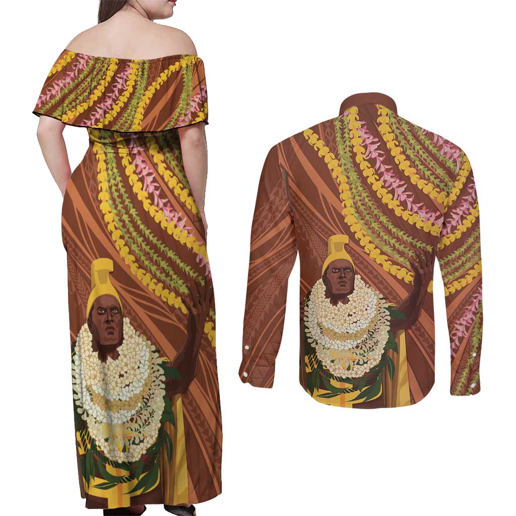 Hawaii King Kamehameha Couples Matching Off Shoulder Maxi Dress and Long Sleeve Button Shirt Hawaiian Kakau Pattern With Leis LT05 - Polynesian Pride
