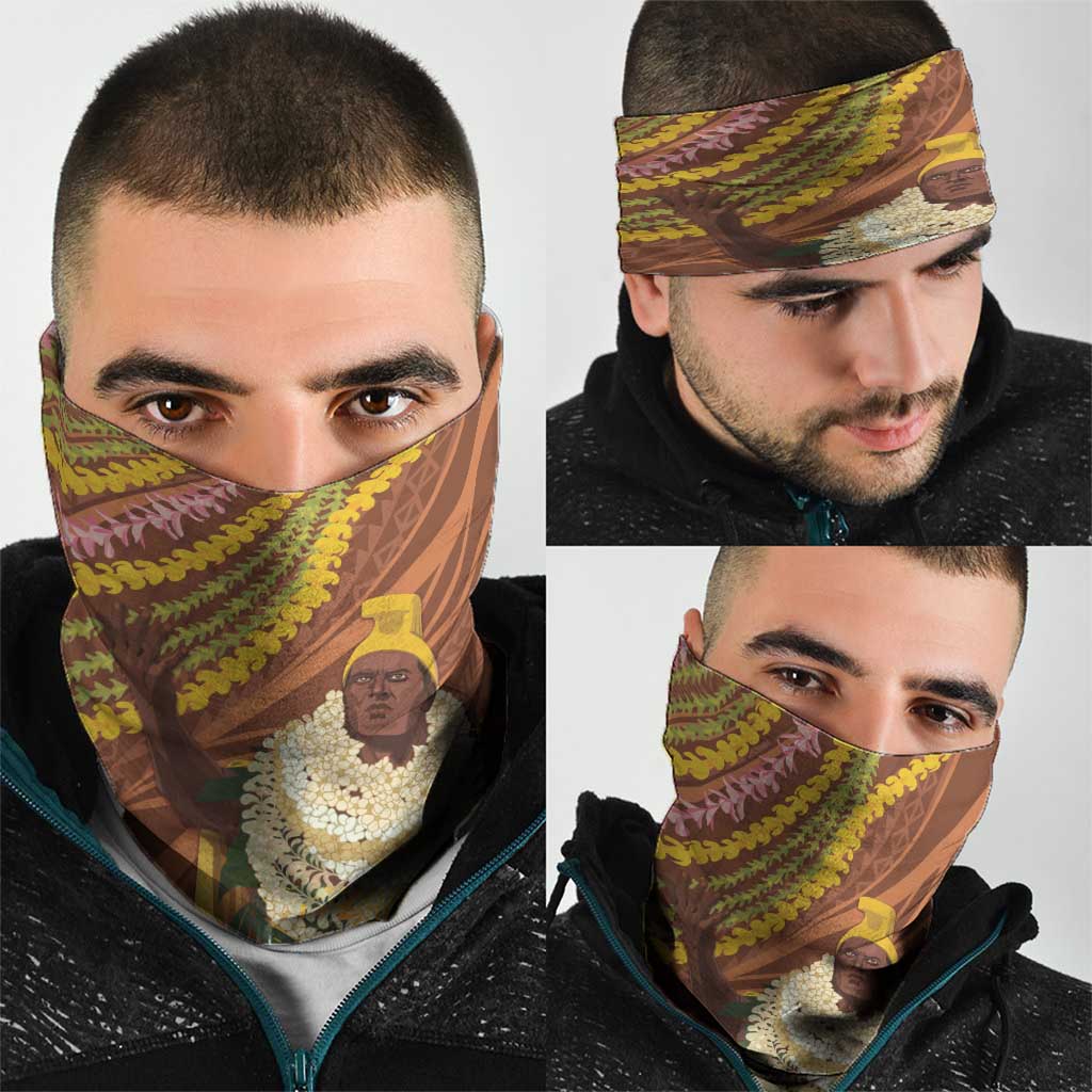 Hawaii King Kamehameha Neck Gaiter Hawaiian Kakau Pattern With Leis