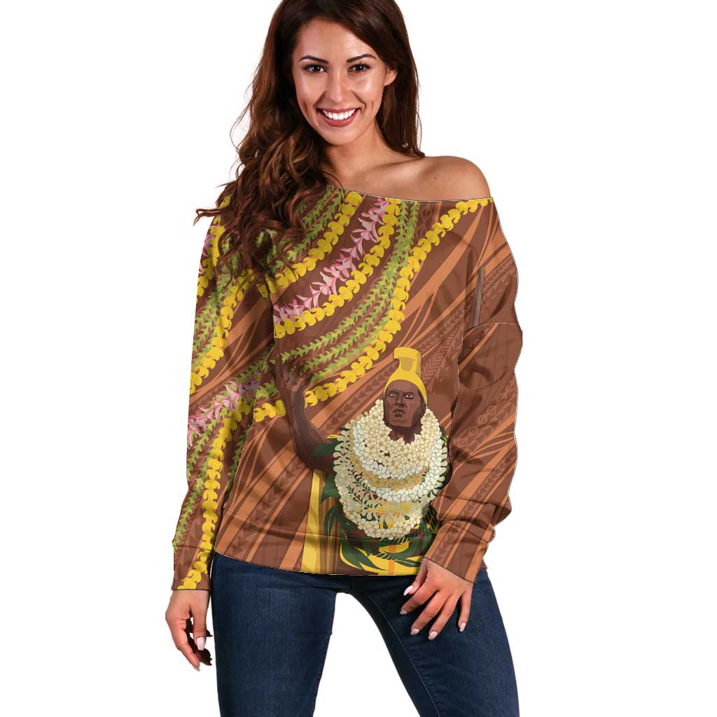 Hawaii King Kamehameha Off Shoulder Sweater Hawaiian Kakau Pattern With Leis LT05 Women Brown - Polynesian Pride