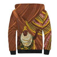 Hawaii King Kamehameha Sherpa Hoodie Hawaiian Kakau Pattern With Leis LT05 - Polynesian Pride