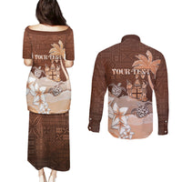 Personalised Bula Fiji Couples Matching Puletasi and Long Sleeve Button Shirt Fijian Masi Pattern With Brown Coat Of Arms LT05 - Polynesian Pride