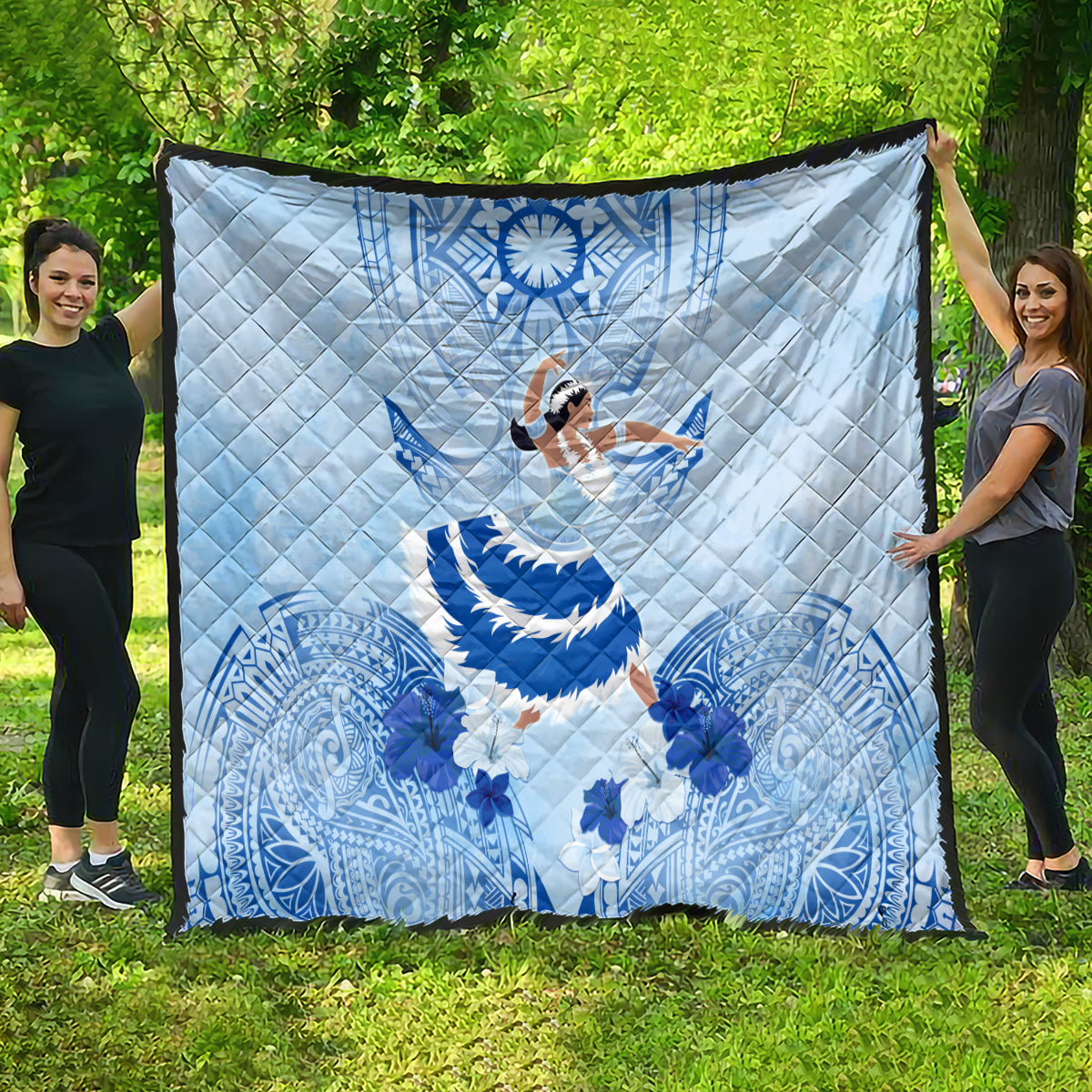 Cook Islands Women's Day Quilt With Polynesian Pattern