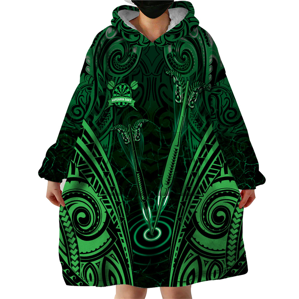 Personalised New Zealand Darts Wearable Blanket Hoodie Green Dart Board Maori Pattern LT05 - Polynesian Pride