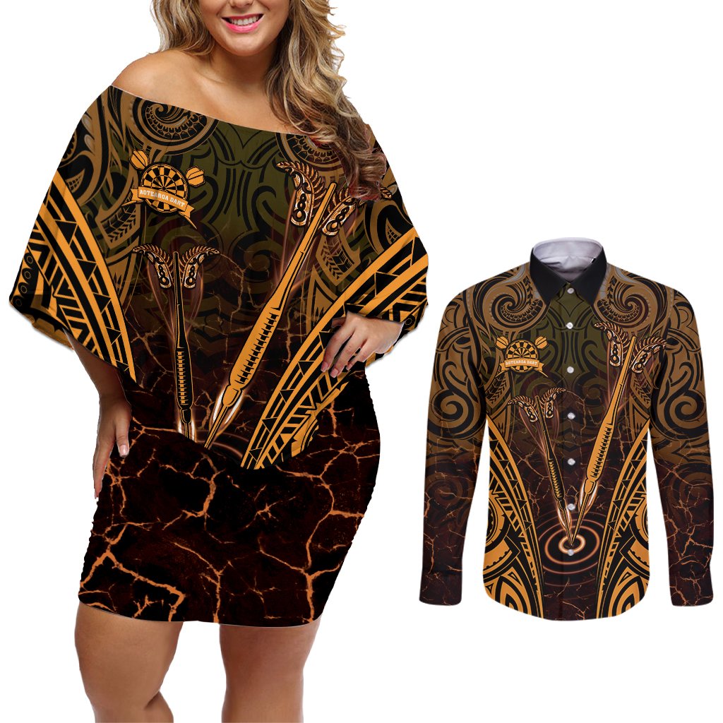 Personalised New Zealand Darts Couples Matching Off Shoulder Short Dress and Long Sleeve Button Shirt Gold Dart Board Maori Pattern LT05 Gold - Polynesian Pride