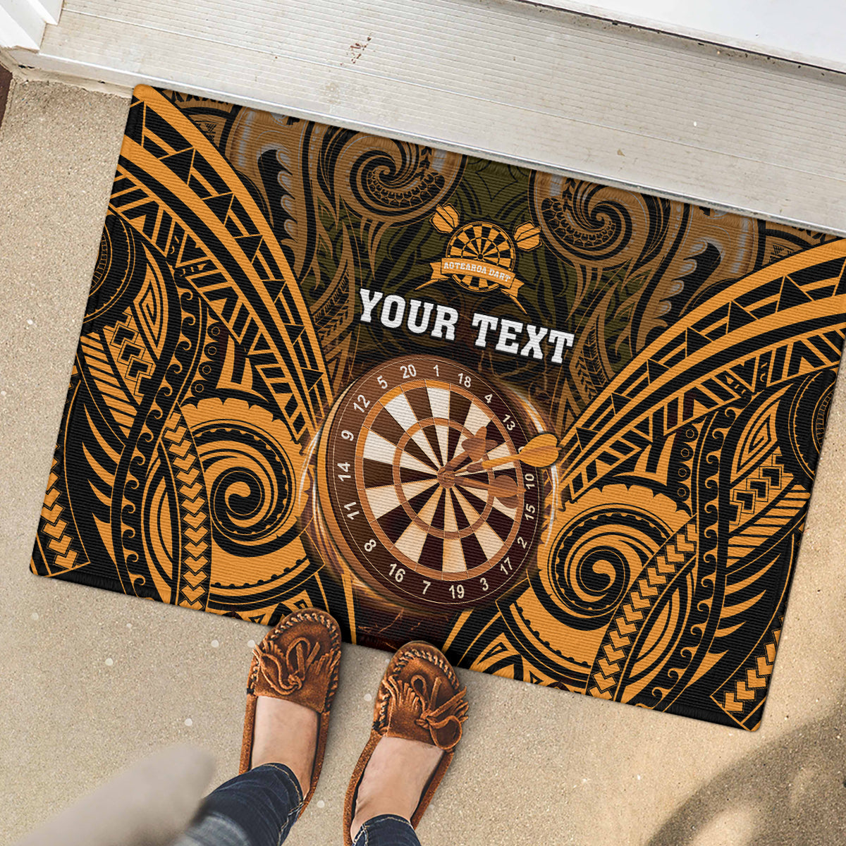 Personalised New Zealand Darts Rubber Doormat Gold Dart Board Maori Pattern LT05 - Polynesian Pride