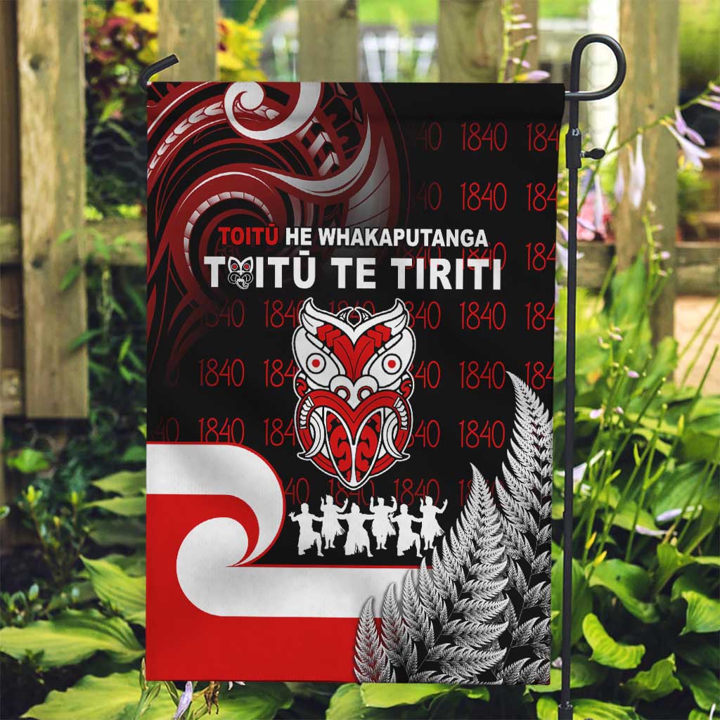 Aotearoa Toitu He Whakaputanga Garden Flag Toitu Te Tiriti O Waitangi LT05 Garden Flag Black - Polynesian Pride
