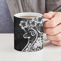 Polynesian Women's Day Ceramic Mug Black Hibiscus Flowers With Polynesian Pattern LT05 - Polynesian Pride