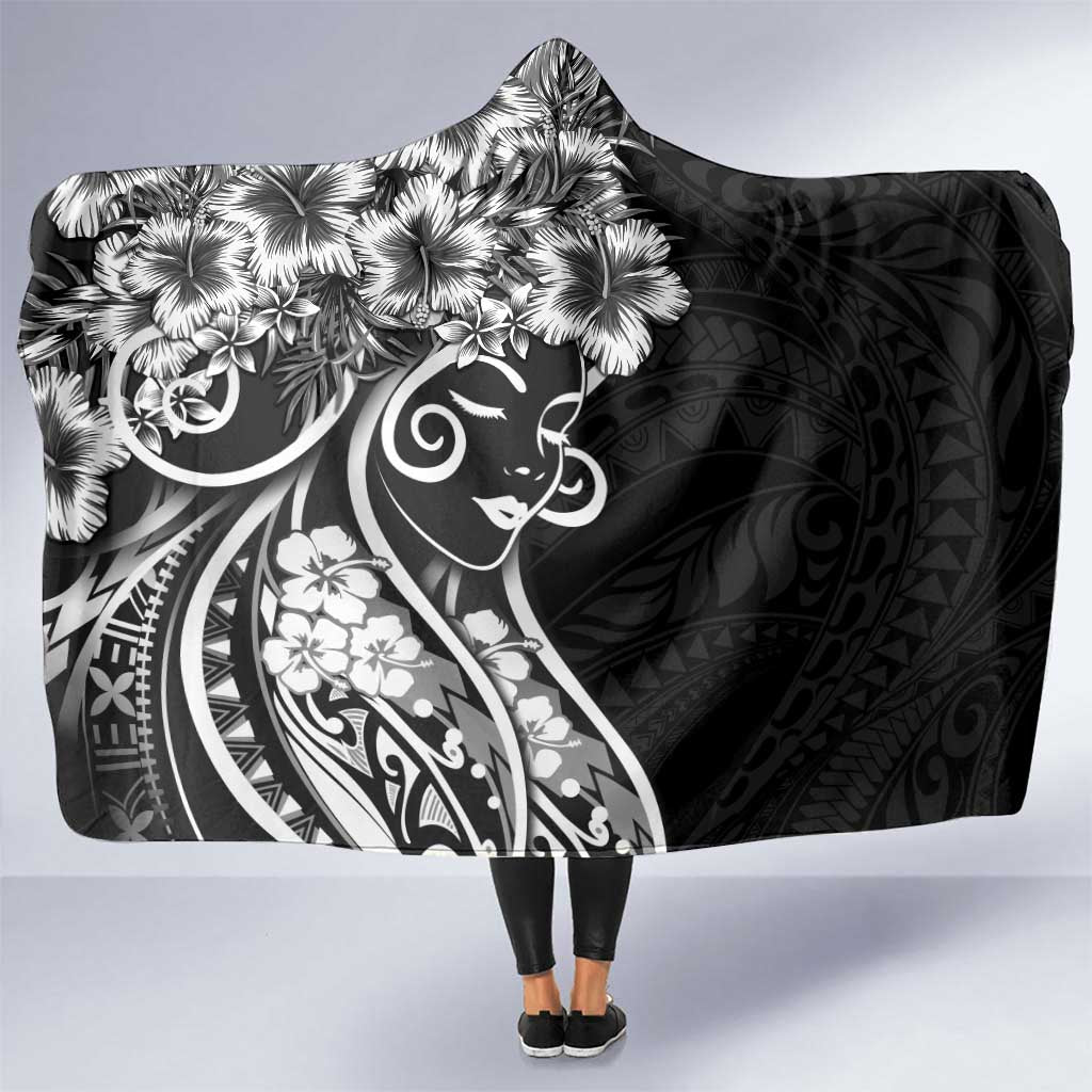 Polynesian Women's Day Hooded Blanket Black Hibiscus Flowers With Polynesian Pattern LT05 One Size Black - Polynesian Pride
